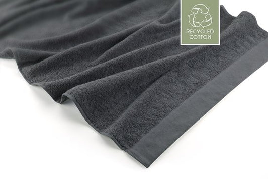 775bafa858ef46eb22541e9da126a18e