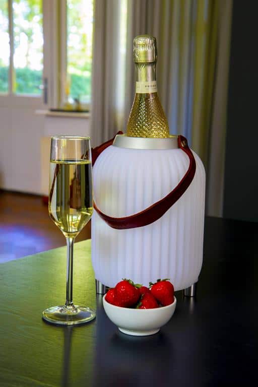 4e0550b4aa5ef923984e152805a6082a