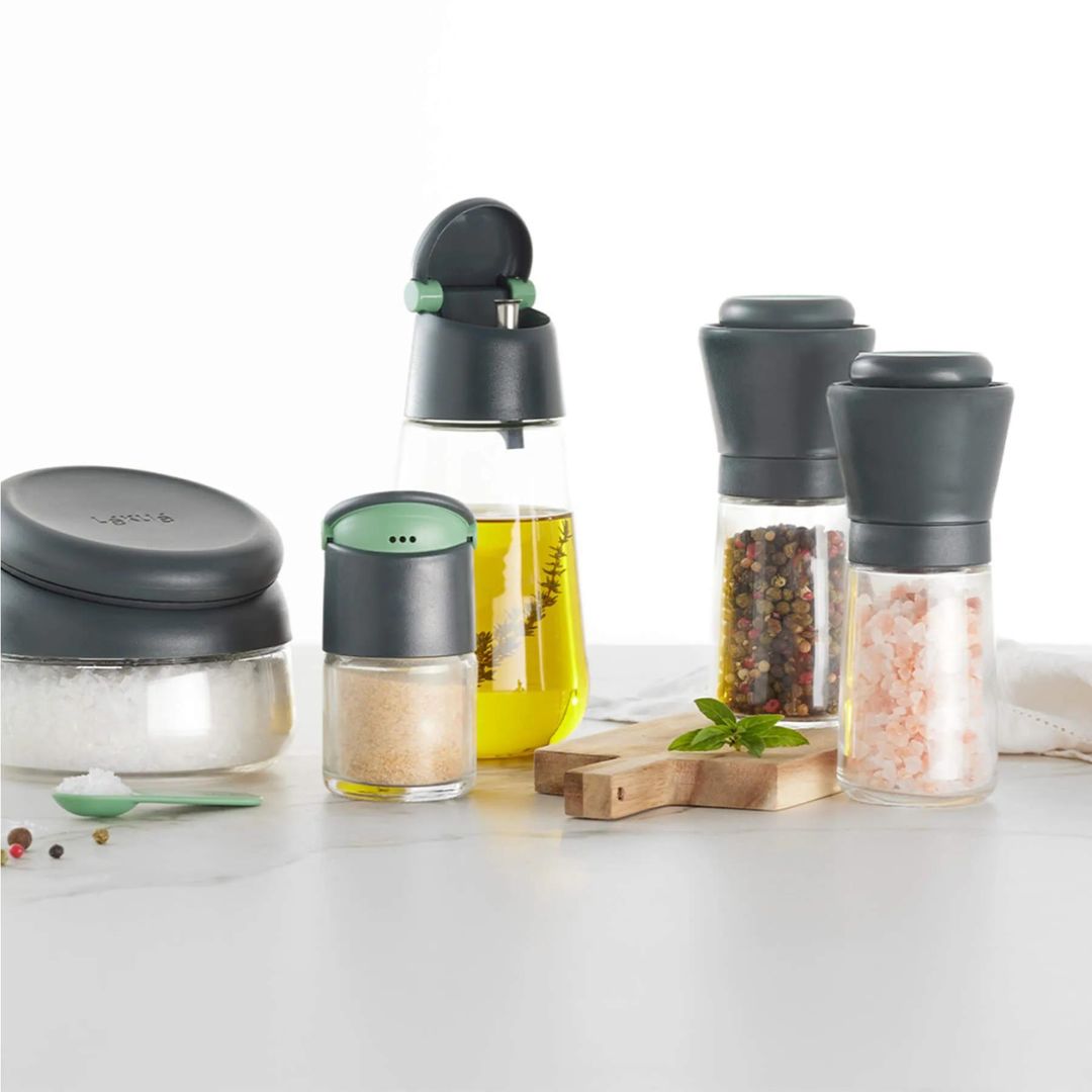 dbe692573a40059a55a85c7984336100