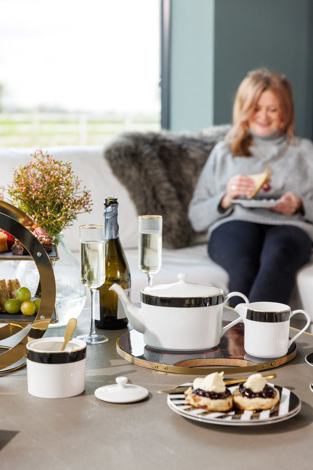 2dd67849a649e701c56f3ad499996483