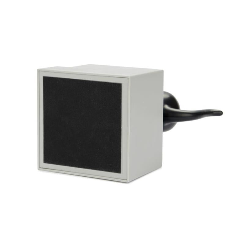 d8cf9426856f7bd3c132e42a8c5a78b7