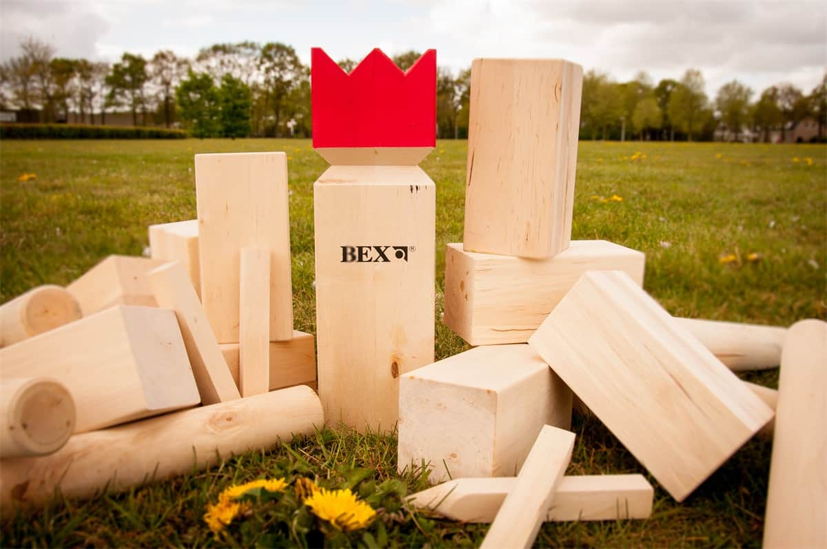 Bex Kubb Viking Original Rubber Wood - Red King